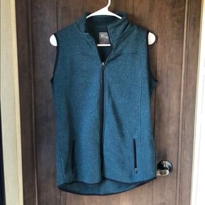 Old navy vest S
